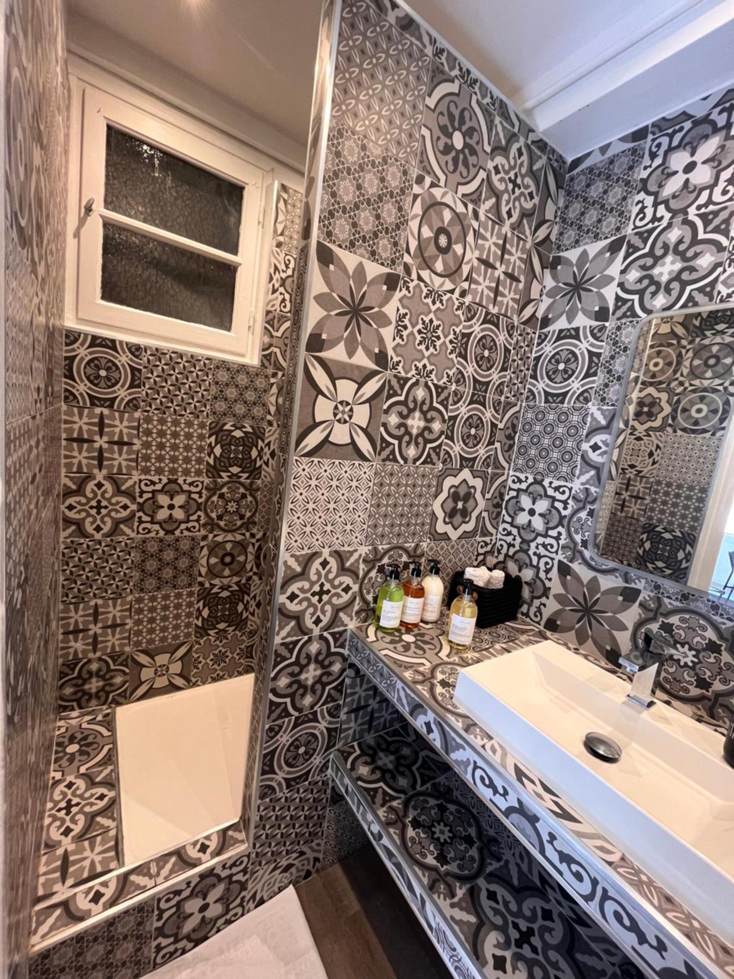 Appartement Cosy - Plein Centre マルセイユ エクステリア 写真